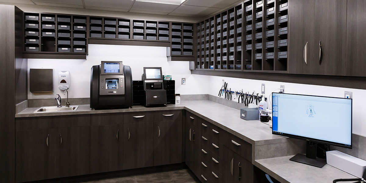 Eyewear Finishing Lab Campus Vision
